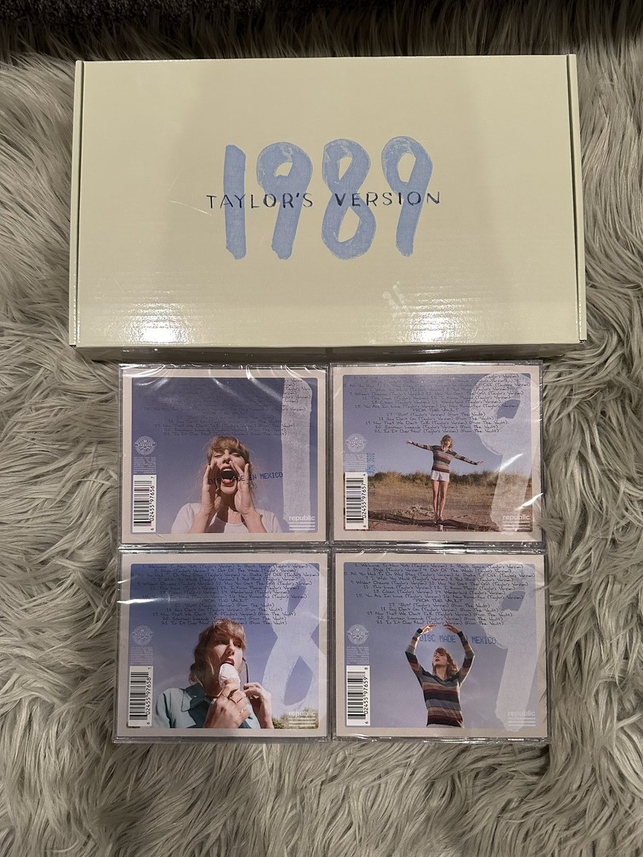 taylorcurl1's tweet image. GIVEAWAY!!! 🩵 one winner will win a set of brand new 1989 cd shelves along with all 4 of the 1989 tv cds!! to join just rt and let me know which ttpd track you hope gets added to the eras tour setlist! (open internationally as always) 🫶