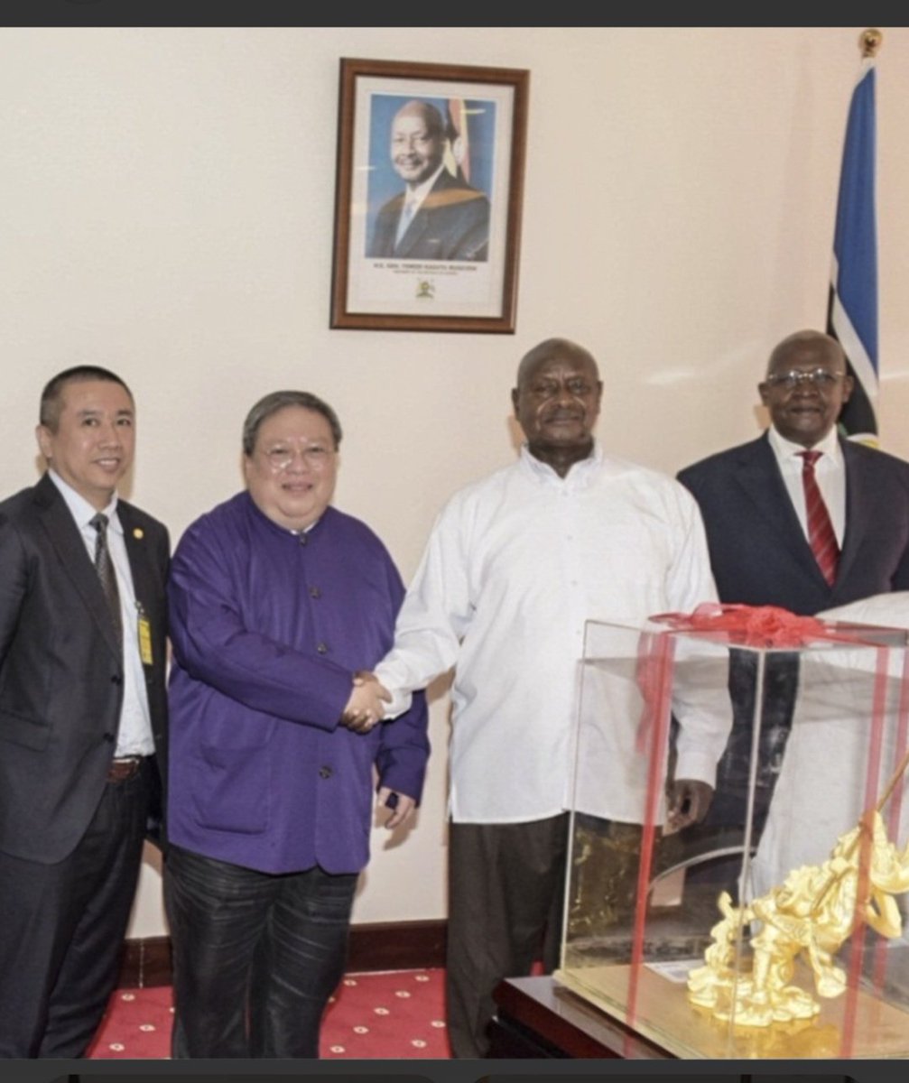 allimadi's tweet photo. So @AndrewmitchMP What about #Kleptocrat @KagutaMuseveni who accepted a #bribe from #PatrickHo You know the fish stinks from top right?
In her defense @AnitahAmong was just emulating #ChiefThief
https://t.co/0xQpcBTkGm https://t.co/Slj6D0ypAU