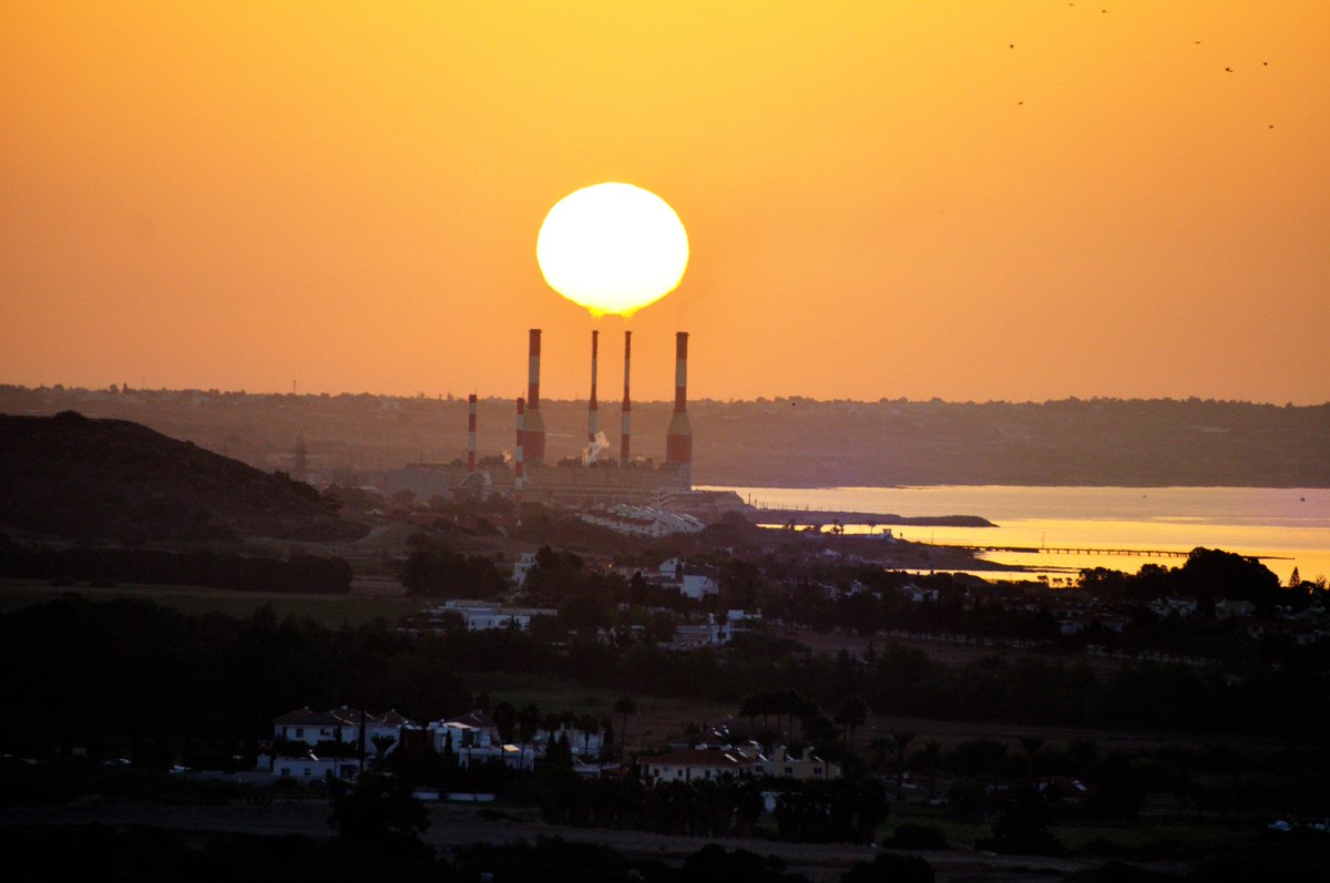 Solar power absorption at its best! 😀

Καλή Πρωτομαγιά και καλό μήνα!  

#Larnaca #Cyprus