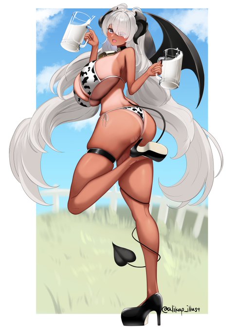 元絵と比較。少し彩度高くなってるけどこれはこれで 