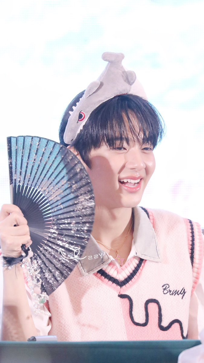 yll930421's tweet photo. -🌸🌸🌸

‼️禁二改禁快转禁抹水印‼️
    【转载或二传请注明出处】

 #NuNewEhFansignInChina
#NuNew 
@CwrNew https://t.co/8pLnNbGIFg
