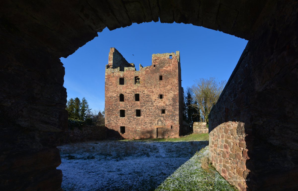 facebook.com/ScenicScotland…
Redhouse Castle, East Lothian.

#scotland #historicscotland #historicalscotland #visitscotland #lovescotland #beautifulscotland #castle #castles #eastlothian