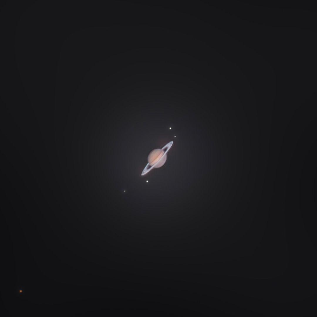 Amateur shot of Saturn and its large moons.
Brandon Hah 🪐