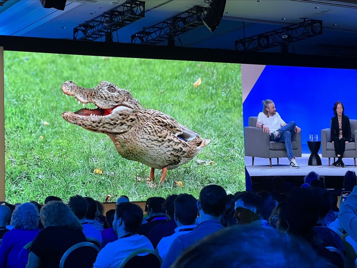 Thrilling insights about #ki at #AtlassianTeam24 - Keynote about opinions how markets, governments, public institutions, and society should collaborate to create an environment that enables #AI to flourish #teams24 #team24 #Atlassian