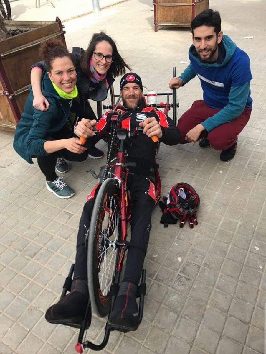 FisioBello's tweet photo. Elige una profesión que te guste y el trabajo se convertirá en pasión y todo lo que harás será arte. ¡¡¡Feliz Día del Trabajo a tod@s!!! https://t.co/nXL6vPVRx0
