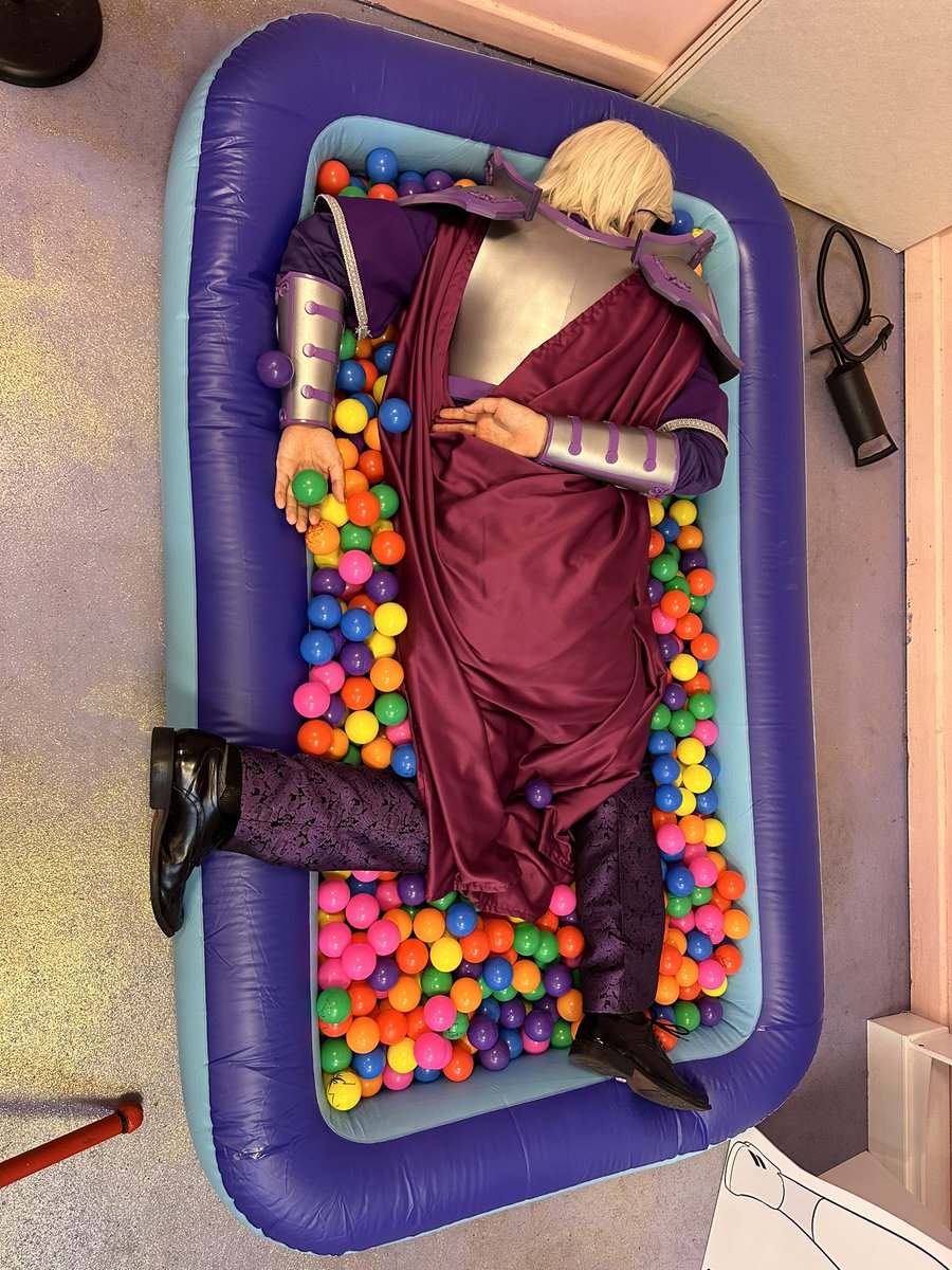 Dreamer Dave has died in the ball pit and will NOT be ascending to godtier