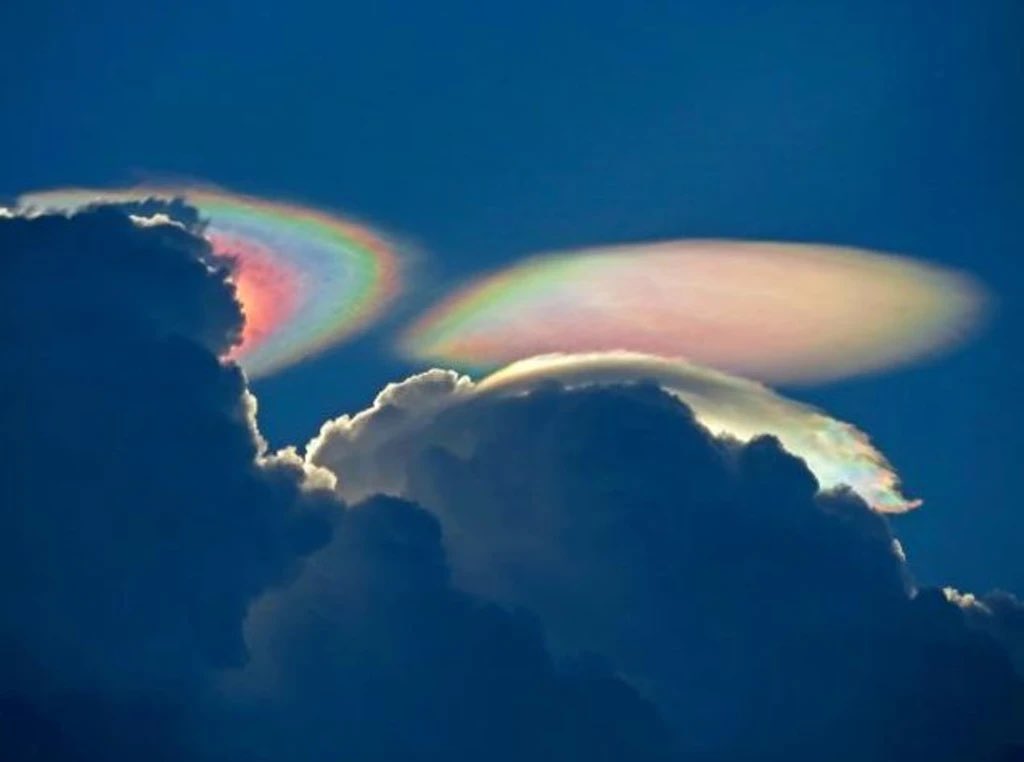An amazing fire rainbow. 🌈