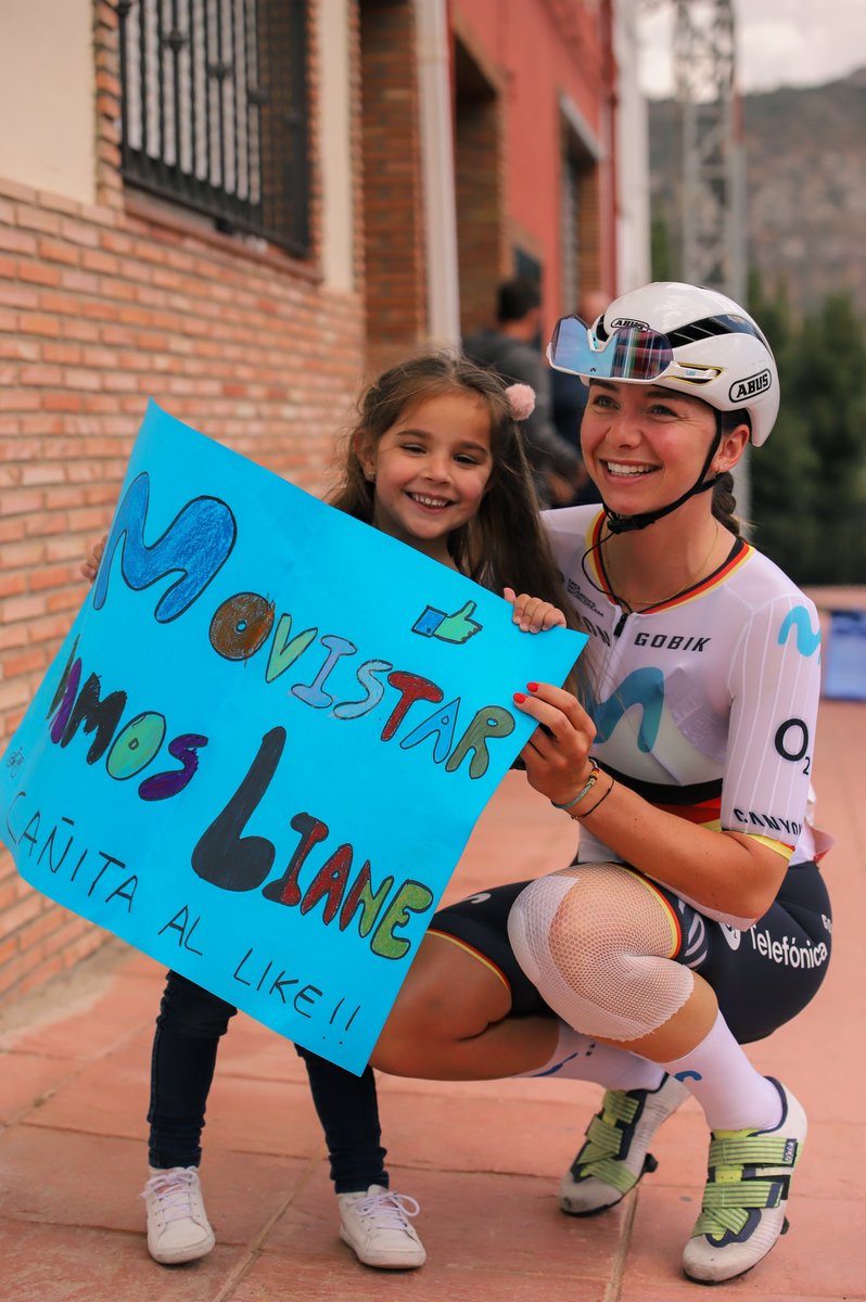 The reason why all of the effort’s worth it 👍🏼💙 @LianeLippert | @LaVueltaFem #RodamosJuntos 📸 @melissassilva14