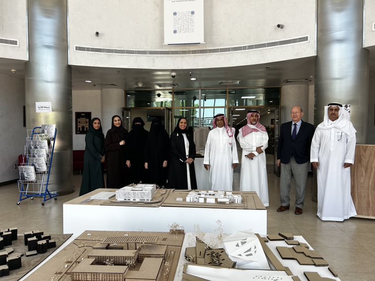 IAU_Arch's tweet photo. حيث تم محاكاة جلد الضب لتصميم غلاف مبنى في البيئة الصحراوية يساعد في الأداء الحراري و يقلل من استهلاك طاقة التبريد فيه https://t.co/J9Wcg9cP0A