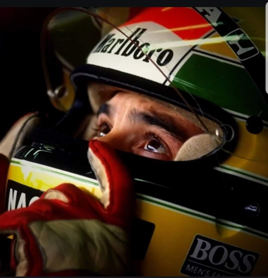 "Pensi di avere un limite, così provi a toccare questo limite. Accade qualcosa. E Immediatamente riesci a correre un po' più forte, grazie al potere della tua mente, alla tua determinazione, al tuo istinto e grazie all'esperienza. Puoi volare molto in alto. "
#AyrtonSenna ♥️