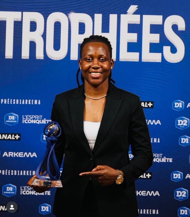 Super Falcons Goalkeeper Chiamaka Nnadozie, named best goalkeeper in France Women Division for 2023/2024 Season.