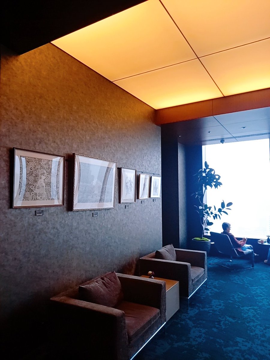 cafe_de_chiruru's tweet photo. 友人のﾍﾟﾝ画ｱｰﾃｨｽﾄ
Keiko Yamazaki
ﾁｬﾝの展示を見に🎵

#パークホテル東京 https://t.co/8DVLSshTad