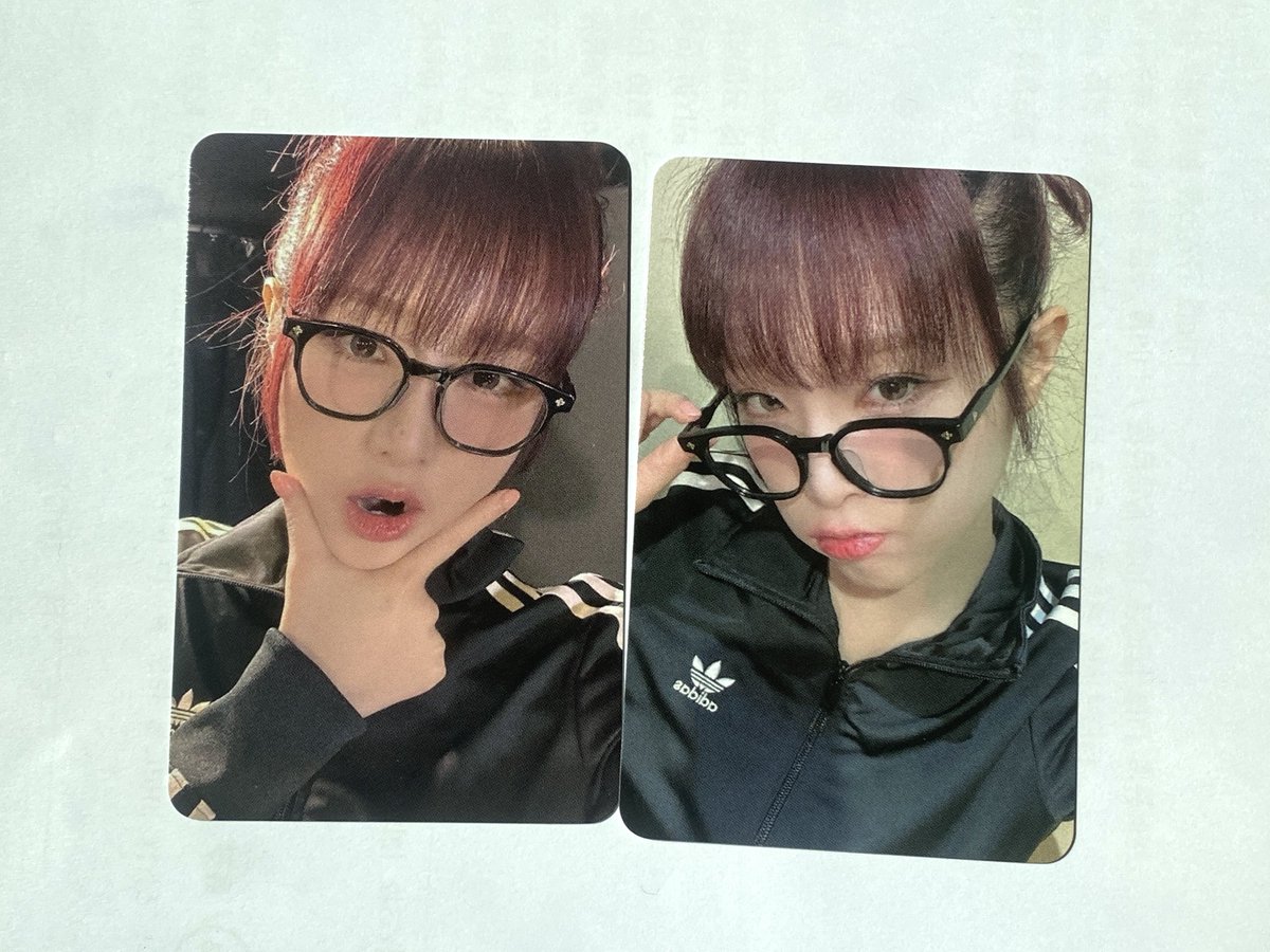 에버라인 특전 안경 예나 포카🤓❤️

#최예나 #예나 #CHOIYENA #YENA #チェイェナ