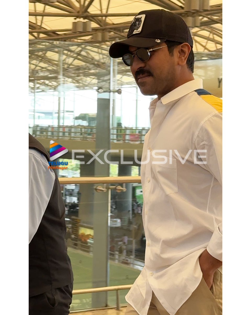 #TFNExclusive: Mega Power Star @AlwaysRamCharan's candid clicks from Hyderabad airport as he's about to jet off from the city!🤍🤍

#RamCharan #GameChanger #RC16 #RC17 #TeluguFilmNagar