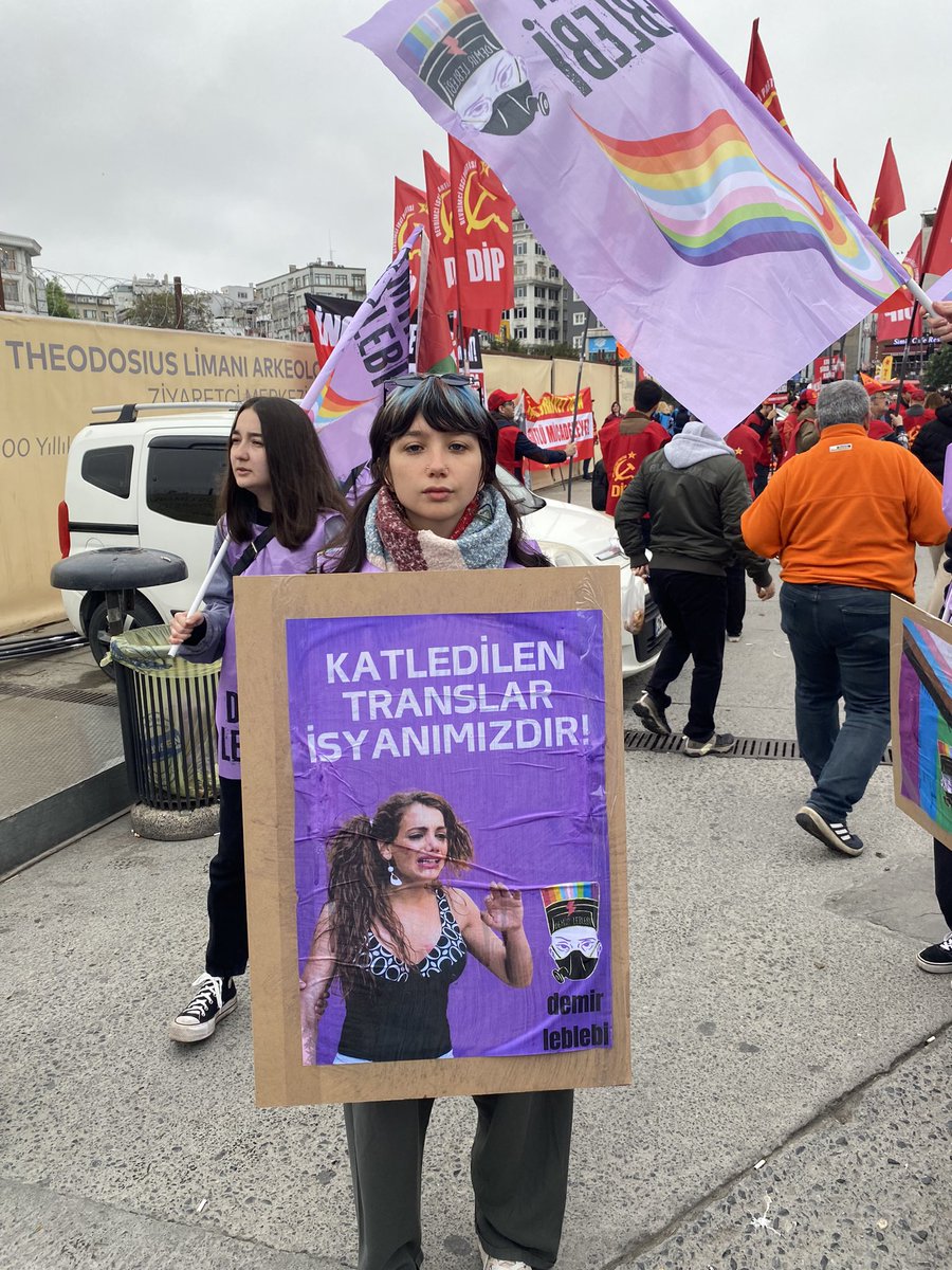 Alandayız Aşkım 🏳️‍🌈🏳️‍⚧️💜

#1Mayıs’ta Emeğimize, bedenimize, hayatlarımıza sahip çıkmaya geliyoruz!