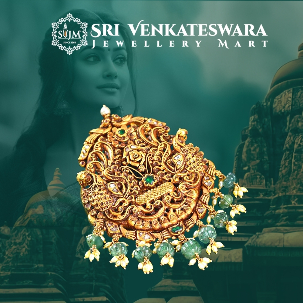 Elevate your simple elegance with the understated beauty of our GOLD pendant. ✨💛 #GoldenElegance #SimpleSophistication

#SriVenkateswarajewellerymart #svjmtadepalligudem #necklace #diamondnecklace #trendingjewellery #bridaljewellery #jewellery #916hallmark
