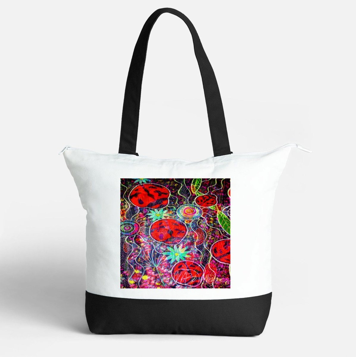 Looking for a new bag? Take a look: buff.ly/3tU7FYT #artcollector #mug #totebag #birds #owl #ladybug