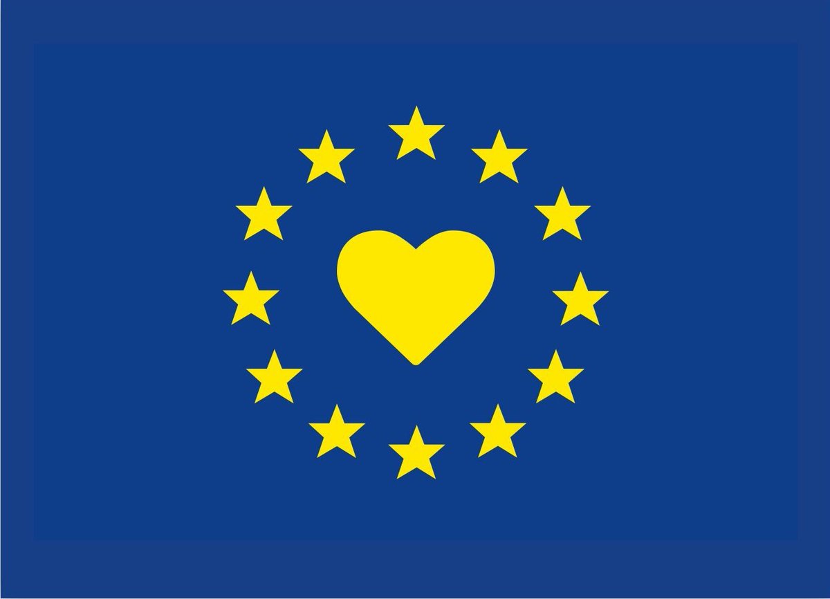 🇪🇺 Happy 20th anniversary of EU's 'big bang' enlargement! 🇪🇺 The 2003 #EU membership referendum in #Poland was the first time ever I could vote. I am a walking example of how the EU can positively change the lives of its citizens. I wish more Europeans could be part of it.