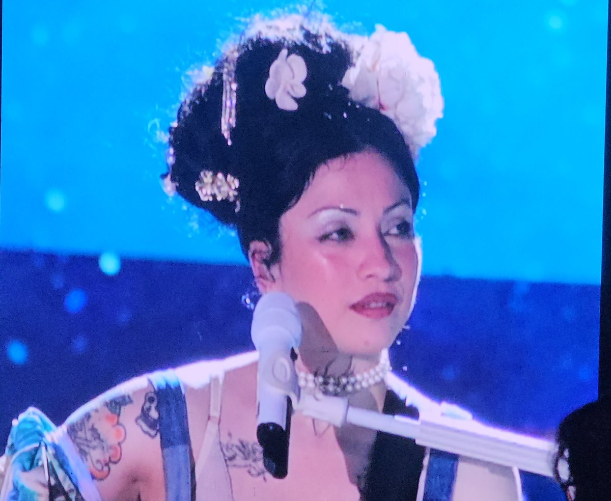 DanielkaRuiz25's tweet photo. La chilena-mexicana @monlaferte deslumbró a su fanáticada esta noche en #Managua, un espectáculo sin igual en escenografía, teatro, canto, lírica, en una fusión que fascinó. 
La primera vez en el país, en su última noche en Centroamérica #AutopoéticaTours @ClaroNicaragua https://t.co/6f6KU2mCuj
