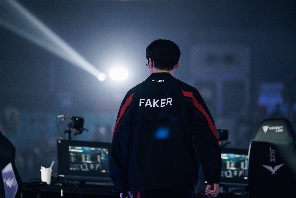 it's kiin and faker month 😍