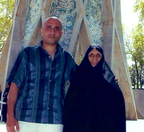 امروز روز توست، روز کارگری که انقدر شکنجه شد تا گوهر جانش بی پناه شود… روزت مبارک #ستار_بهشتی #روز_جهانی_کارگر