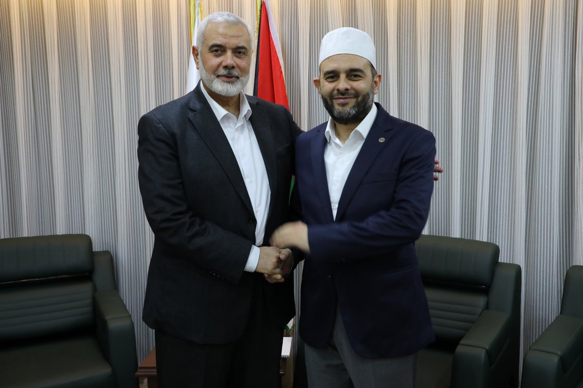 Devletin koruma tahsis ettiği sosyal medya imamı Halil Konakçı, Hamas lideri Haniye’yi ziyaret etti.