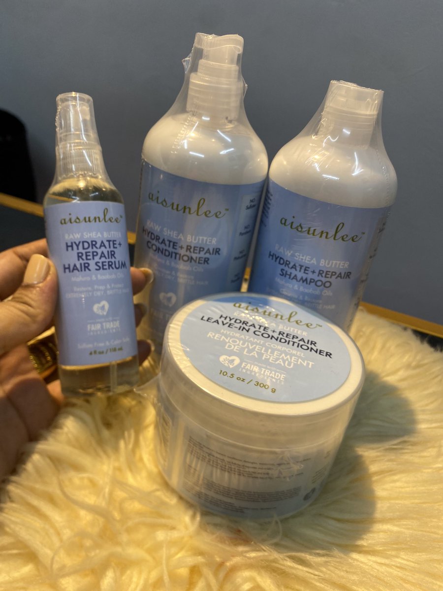 Ibtiano2's tweet photo. Set of Shampoo, conditioner, leave in conditioner and hair serum. 
Price: 99,000 only 

Call us :0758811121 https://t.co/ZFjwbgPgli