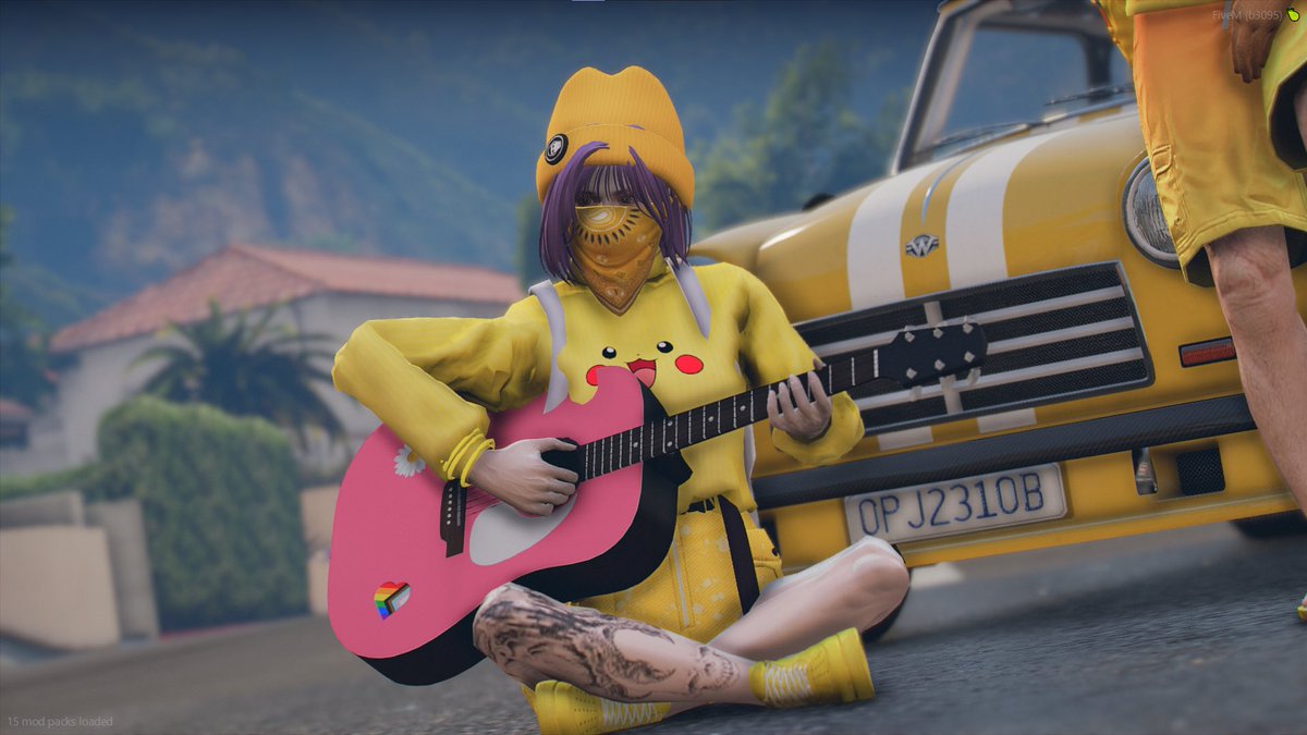 ElaineCelestia's tweet image. Hallo semua! Echi Ceress disini! Kalian tau pasti tujuan aku bikin tweet ini buat apa. Bukan ke Manggarai yg jelas. Tapi buat ngepost foto keren ini aj, soalnya aku keren disini. Abaikan itu kaki berbulu orang tua disebelah. Anyway, aku mngkin akan mengurangi sedikit aktifitasku-