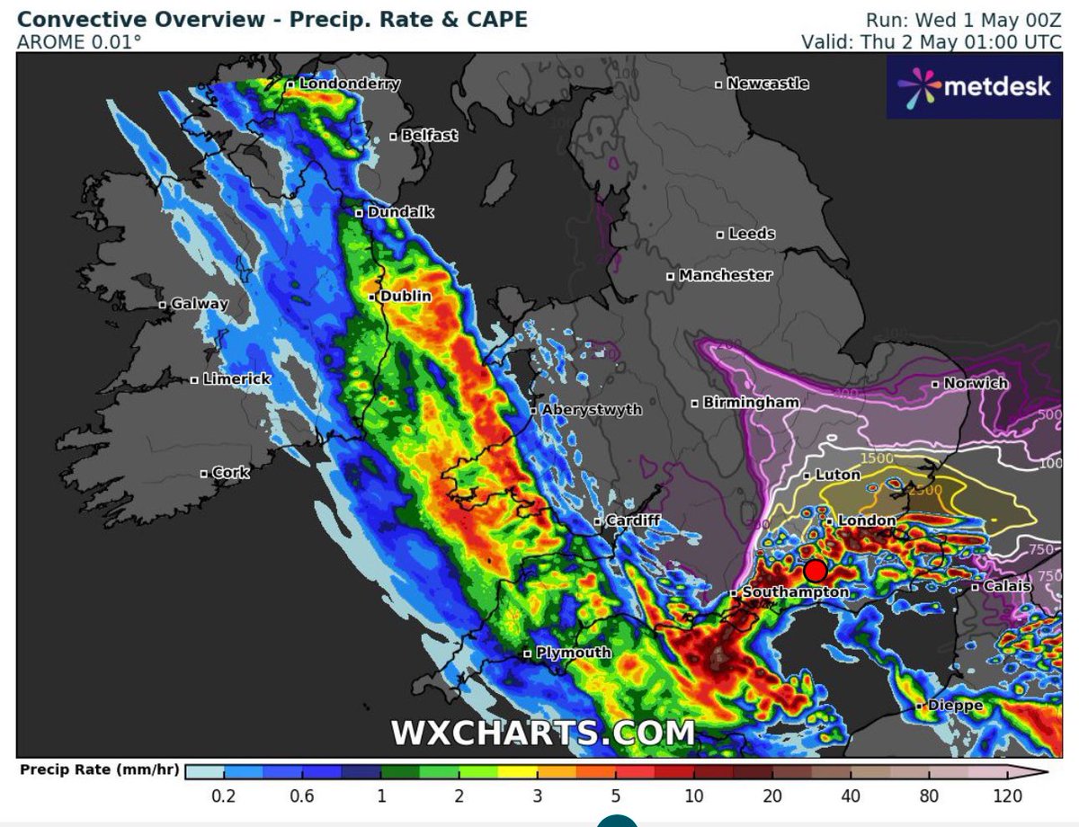 StormChaserLiam tweet picture