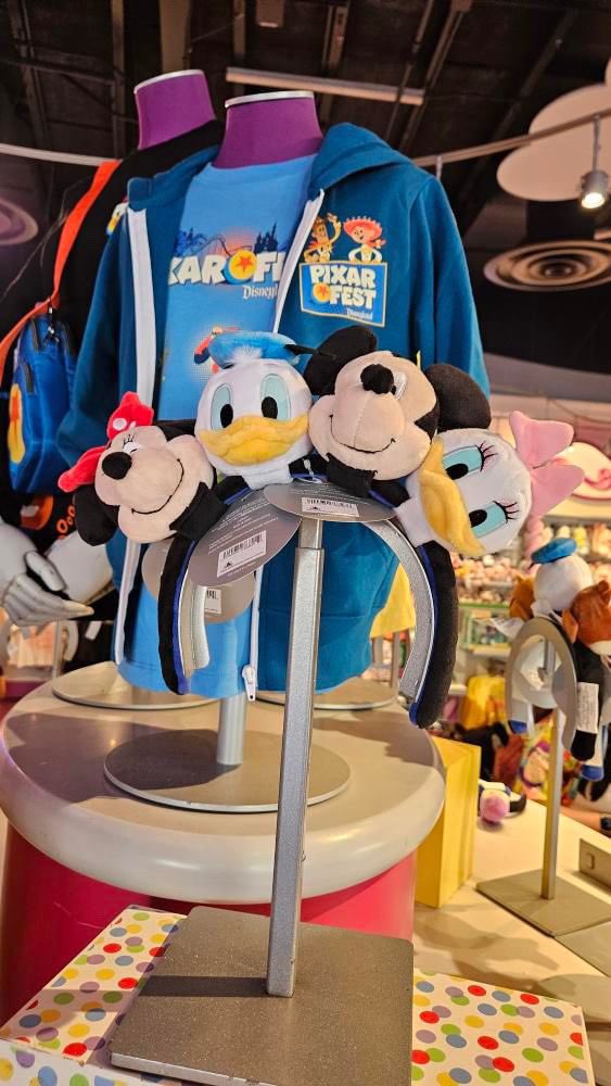 ✨ 🛍️ Déjà célèbre dans les Parcs Disney D’Asie, le Headband personnalisable est arrivé à Disneyland Resort 🇺🇸✨ #Disneyland #DLR