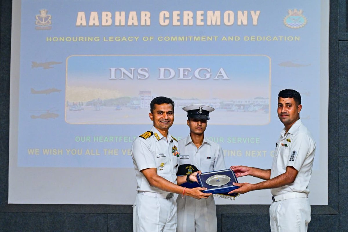 IN_Dega's tweet photo. @IN_Dega held a heartfelt and vibrant #AabharCeremony, honoring our retiring sailors and their treasured families.

⚓️ With Capt Shivaji Yadav, #CODega, presiding, the ceremony featured touching tributes and heartfelt wishes for a rewarding future.

#ThankYouForYourService 🇮🇳

@IN_HQENC
@PRO_Vizag 
@indiannavy
