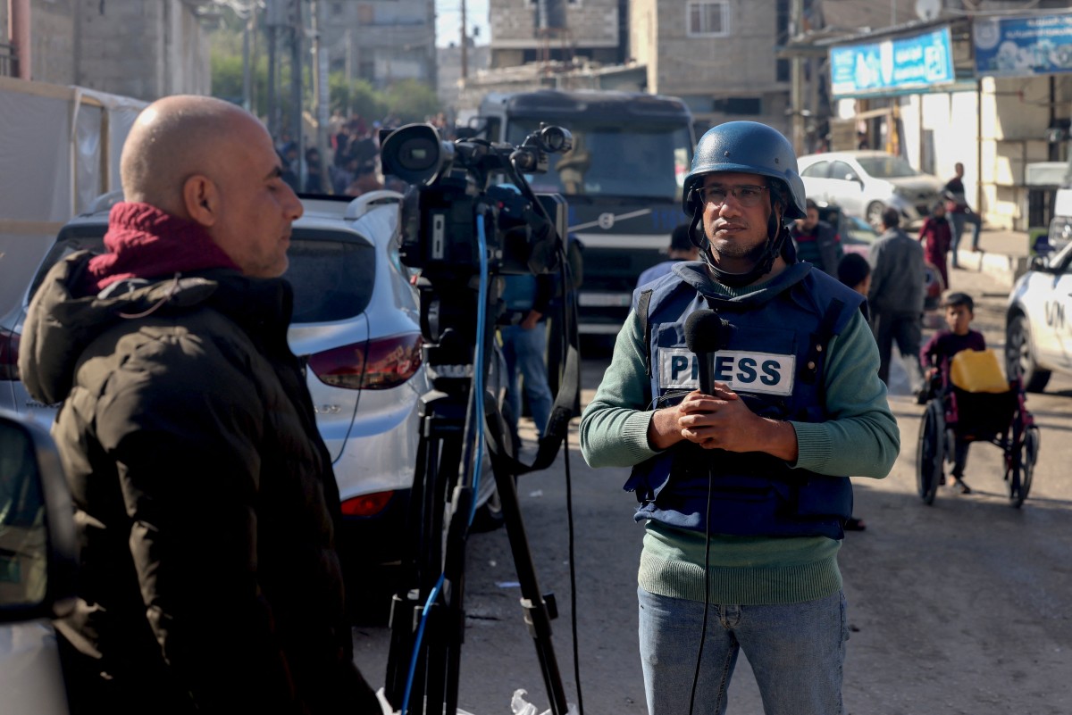 #Palestine 🇵🇸: Good news! Journalists in Gaza will soon benefit from a new solidarity centre in Khan Younis where they will be able to access electricity, the internet and other equipment thanks to the support of @UniforTheUnion and @Journalistlag 👏🏽👏🏽 ifj.org/media-centre/n…