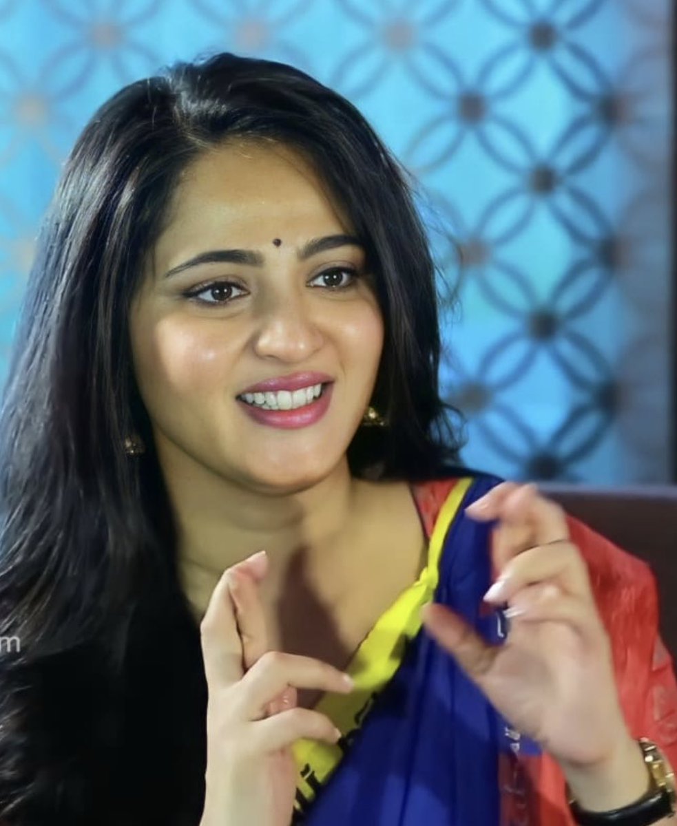 May is Here... Hopefully, a Great Month for us 🙂 Sweety... Sweety... Sweety... 😒❤️ @MsAnushkaShetty #AnushkaShetty ❤️