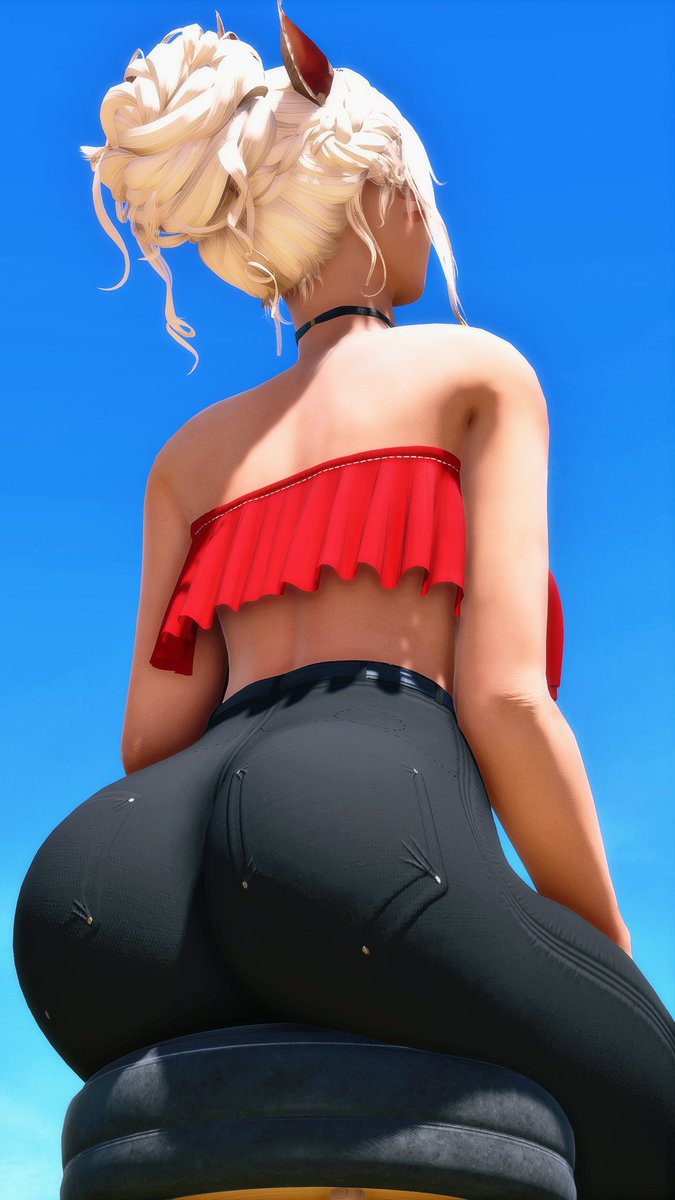 Do you think the pant is too tight? 🍑👀