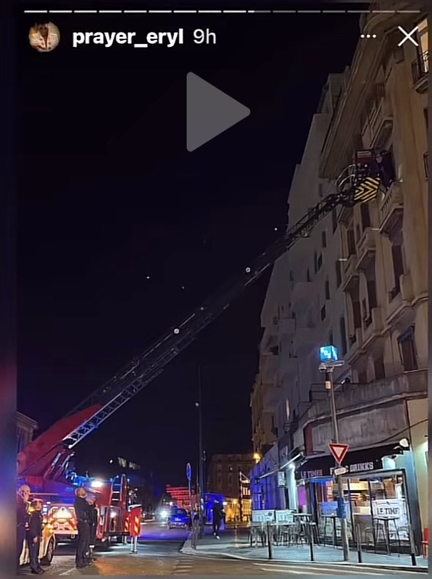 Les pompiers sont venus chercher Loana hier nuit à Nice et une enquête pour séquestration a été ouverte.

Encore une histoire de séquestration. Ça commence à faire beaucoup !. 

Et malheureusement, quand elle sortira de l'hôpital, la première chose qu'elle fera, c'est d'aller sur…