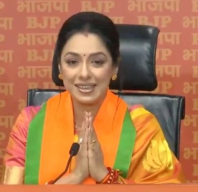 #SuperExclusive Actress #RupaliGanguly joins #BJP at the party headquarters in Delhi!! @GossipsTv #Anupama @TheRupali