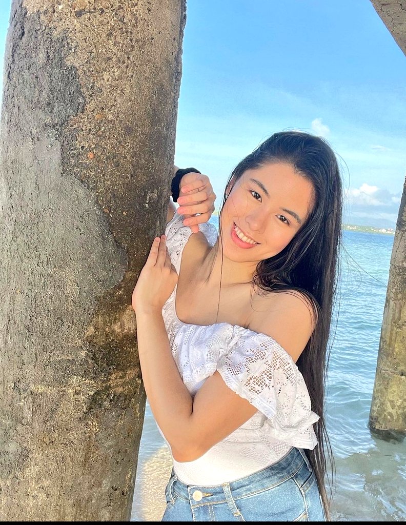 Ito yung huling picture na pinost mo sa araw ng kapanganakan mo Kisses. 2021 pa ito  baka may 2024 version ka dyan we missed you  real hard  <a href="/KissesDelavin/">Kisses Delavin</a> 

HAPPY 25TH KISSES