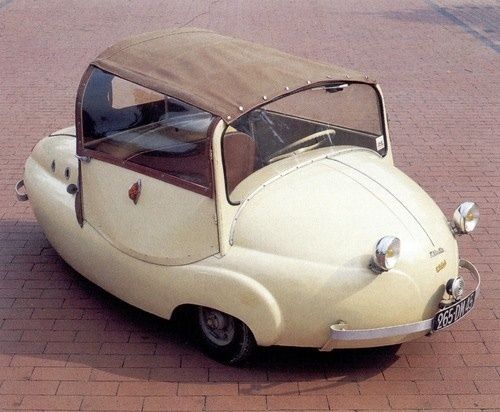 The #quirky #1950s #PaulVallee #Chantecler; reminiscent of a 3-wheeled #frog.