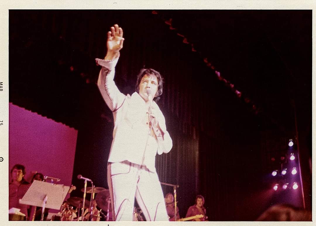 August 24, 1974 MS - Las Vegas/ Nevada
#Elvis #ElvisPresley #ElvisHistory #Elvis1974 #Elvistheking #Elvis2024