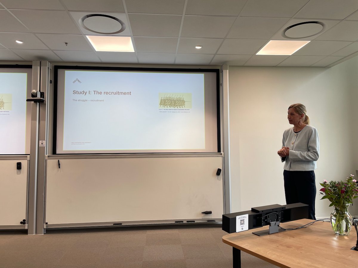 Thread: What a day - top phd defense by @CStraszek on low back pain in adolescents. Top content covered in 3 papers about outcomes, self-management & single case exp design. 120 people attended (80 in person & 40 online). Get in touch w him for conference. Great speakers as well!