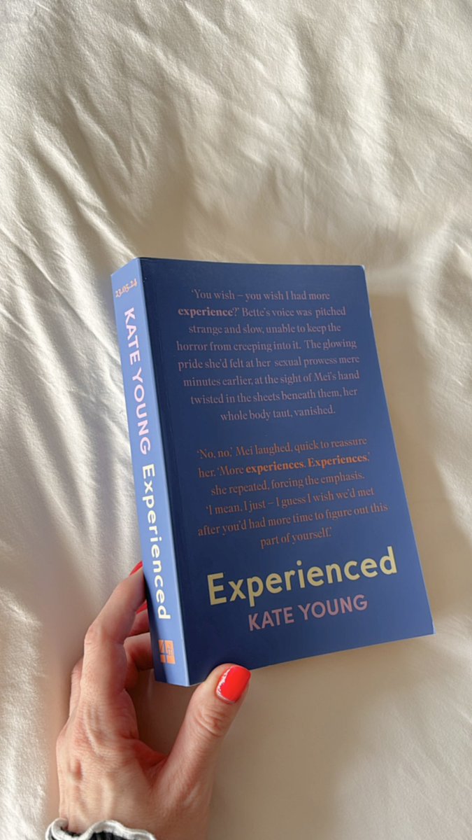 Currently reading Experienced by Kate Young with @BookLeap and @sissireads 🥳 It’s out later this month. Thank you @4thEstateBooks for my copy. #BookTwitter