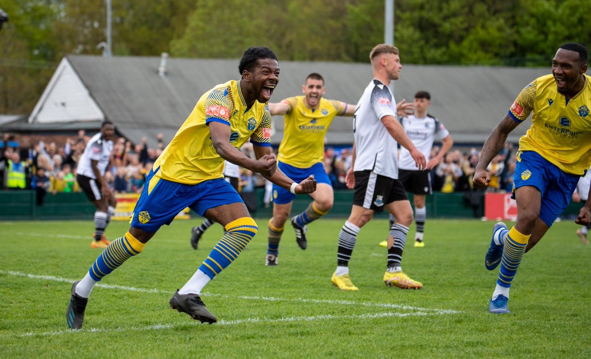 Warrington Town FC tweet media