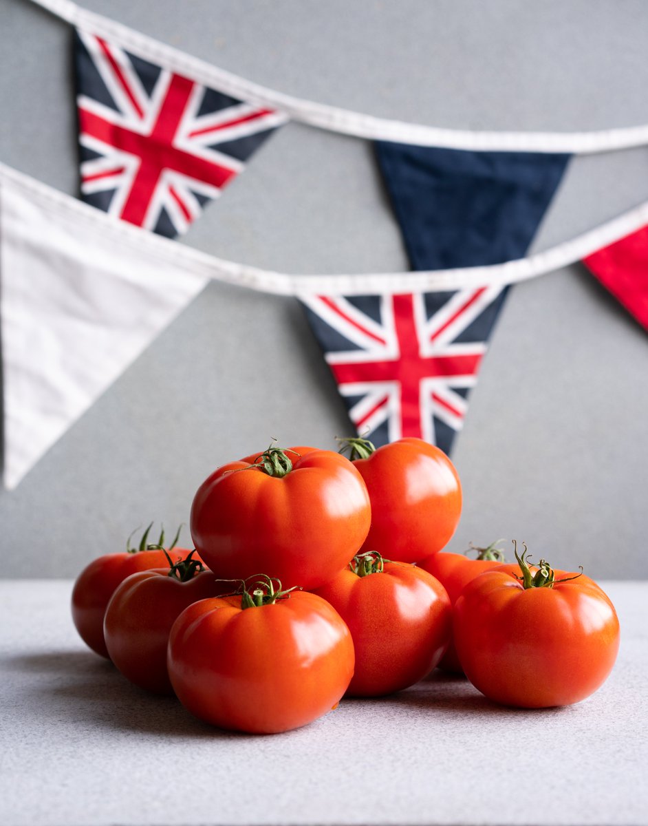 The British tomato season has officially started and we couldn’t be more proud of our fantastic growers across the UK helping to put delicious British toms on our shelves. Make sure you’re following @britishtomatoes on Insta and Facebook for recipes and cooking inspo🍅