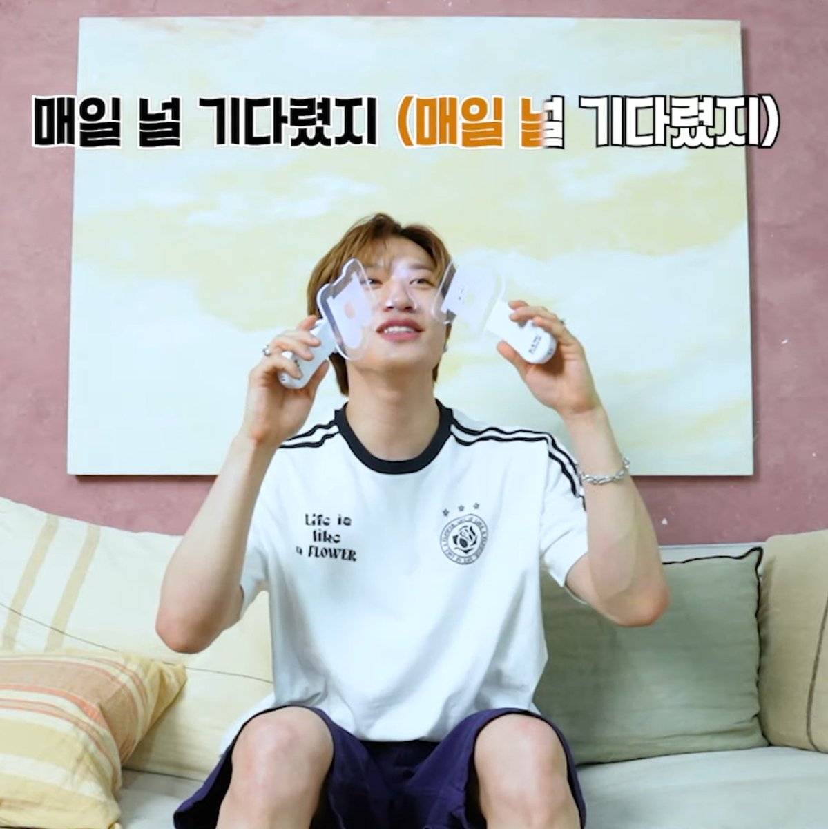 bangnana_dami's tweet image. 신남을 주체 못해서 난리 났지만 ㅋㅋㅋ
마무리는 예의범절 깍듯하게 지킴!
귀엽다! 응원법 재미지다!! 빨리 5월4일 와랏!
#방예담 #BANGYEDAM
#ComeToMe #컴투미 #컴투미응원법