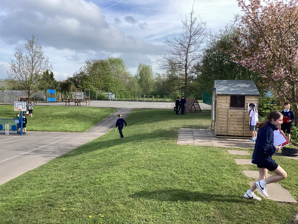 We decided to take out year 6 Maths lesson outside this morning exploring and solving questions together in a set time @TrustVictorious @WBMrsAbraham @Odie_WildBank