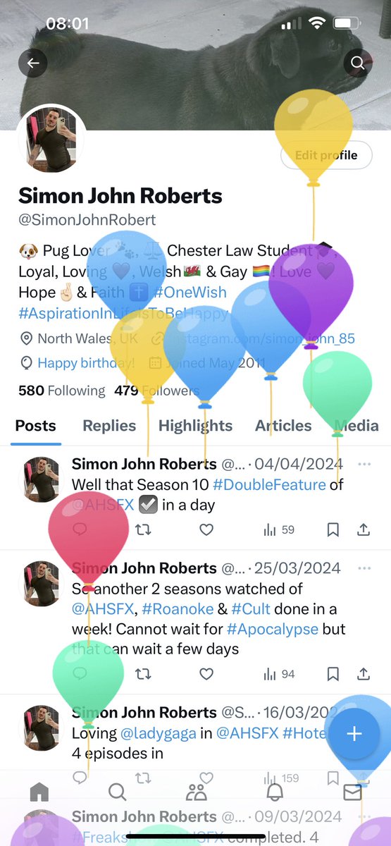 SimonJohnRobert's tweet photo. It’s balloon day people share the love for my birthday #39 only one more year left 😫 https://t.co/chxRxDbHyk