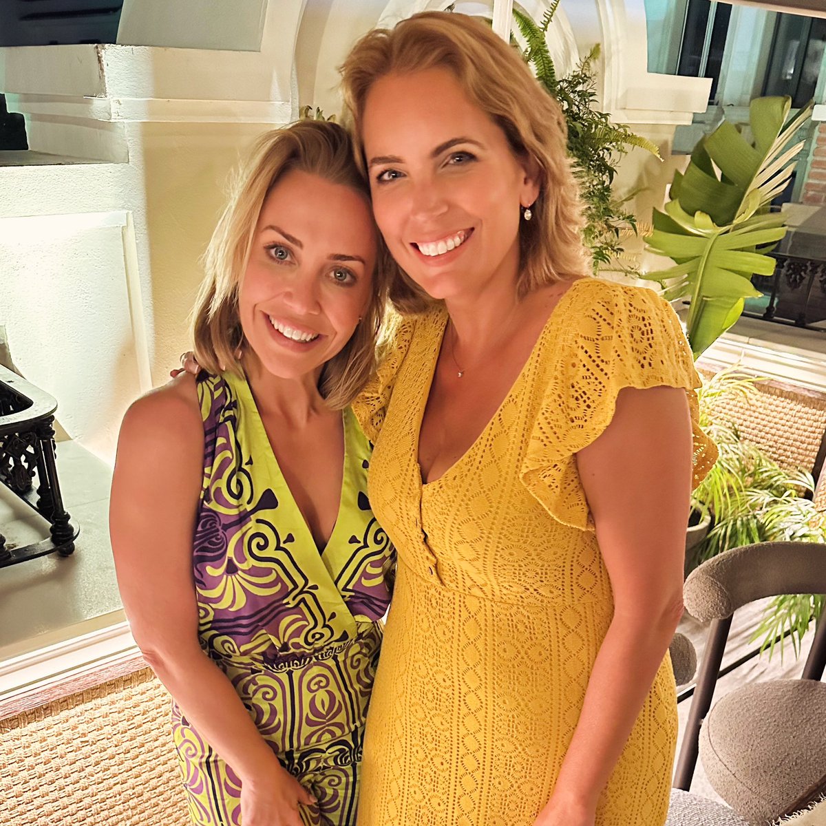 My belated birthday celebrations with my beautiful friend! @Jasmineharman @laurahamiltontv @aplaceinthesun @FreeformFFTV