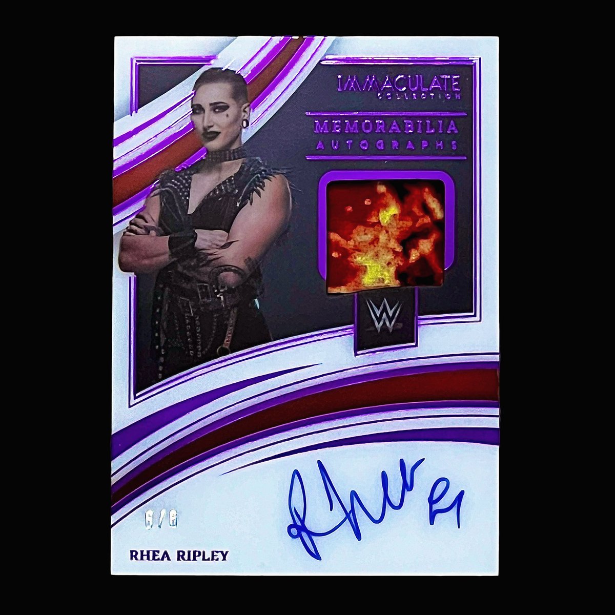 Before the new immaculate comes out i needed to get a nice one from the first year. Acetate color match of #mami /6 😈 @RheaRipley_WWE @WWE @WWEUniverse #RheaRipley #mamiisalwaysontop #wrestlingcards #WrestlingCardWednesday