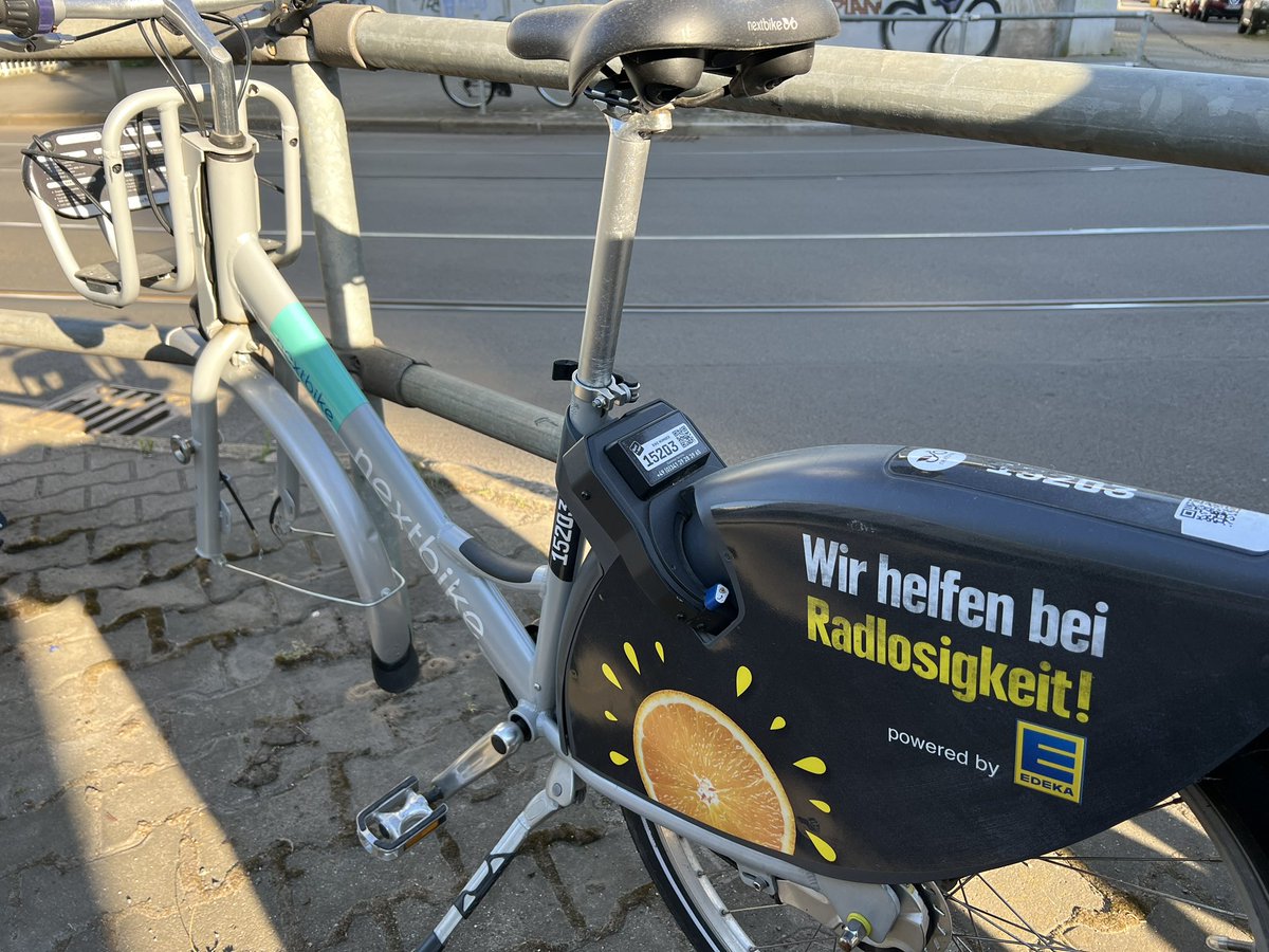 Christian Linow tweet media