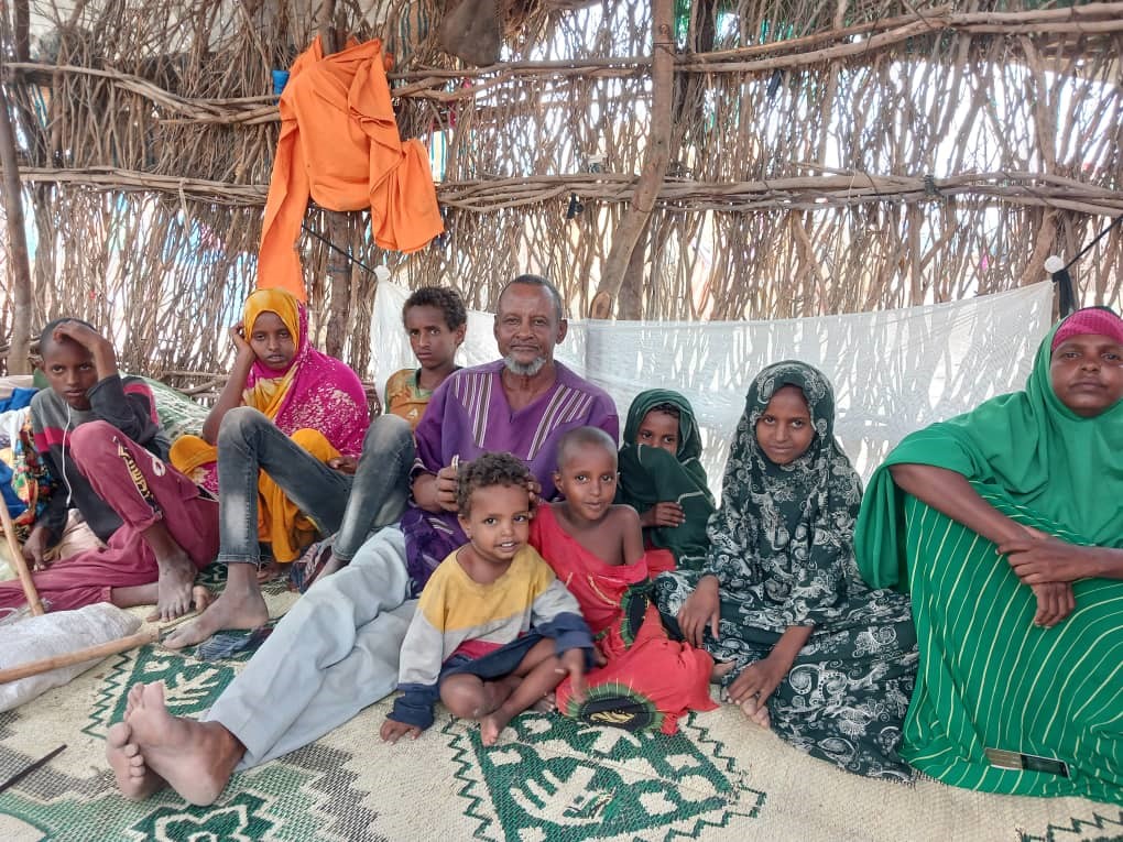 DRCSomali's tweet photo. Meet Abdi, a survivor of the 2023 Beledweyne floods. Despite facing devastating losses, Abdi's resilience has shone through. With funding from @ECHO_CESAfrica and through support from DRC, he has been able to rebuild his life with a new livelihood. 

👉https://t.co/pqYpxj6Br8 https://t.co/8PcptfcI01